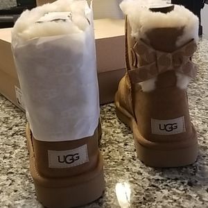 Authentic UGG Mini Bailey Bow Swirl Boots